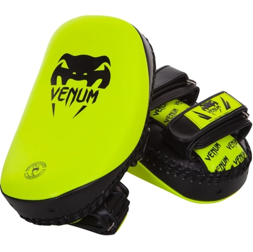Venum Kids Elite Shinguard, Bríndales👦👩 la mejor protección para sus  entrenamientos🦵. Venum Kids Elite Shinguard. . Link de producto:, By  B-Champs